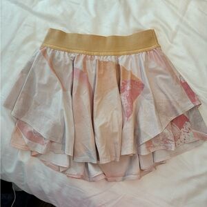 Lululemon skirt never work size 6
